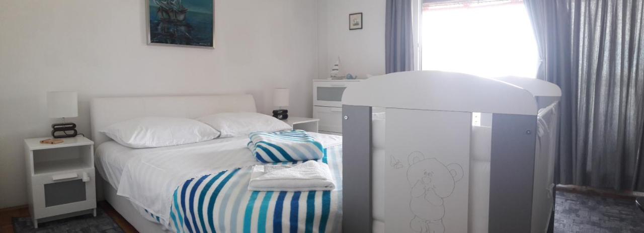Apartman-Maja-Krk Veglia Exterior foto