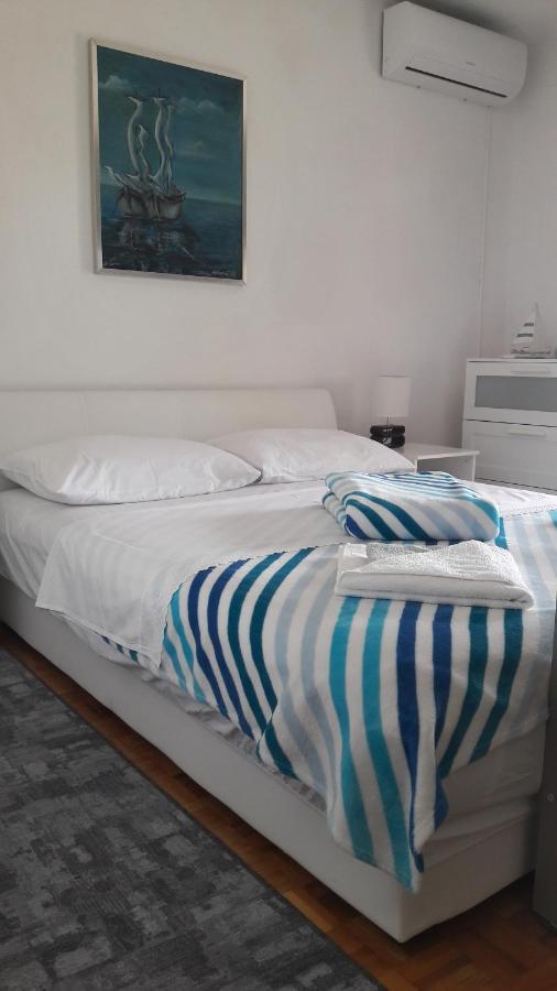 Apartman-Maja-Krk Veglia Exterior foto