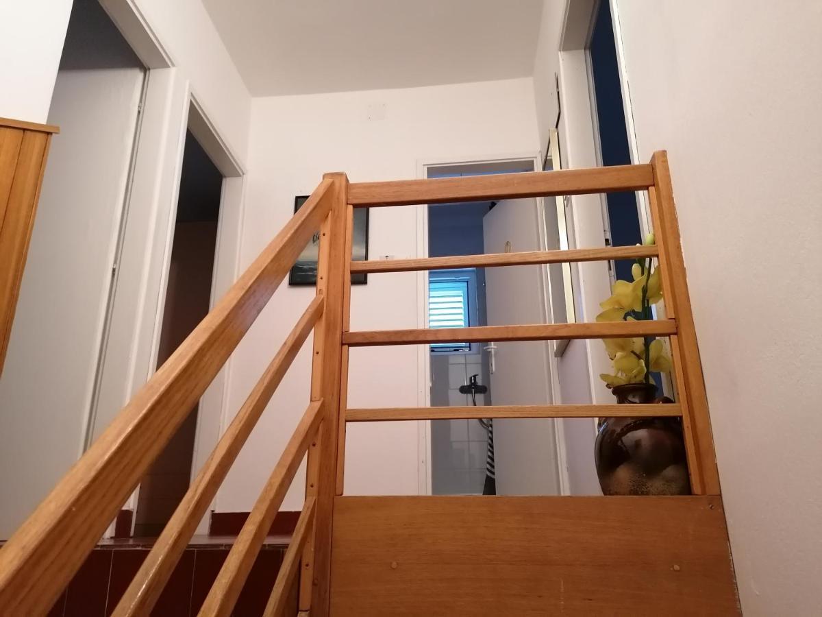 Apartman-Maja-Krk Veglia Exterior foto