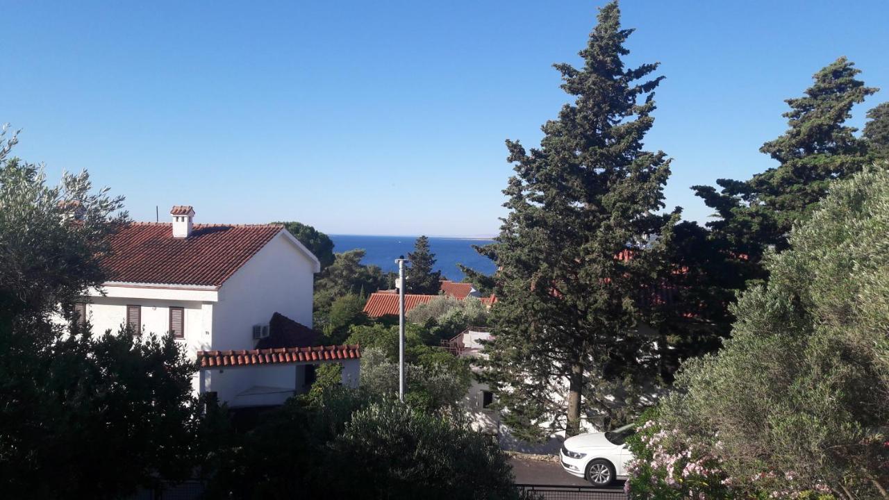 Apartman-Maja-Krk Veglia Exterior foto
