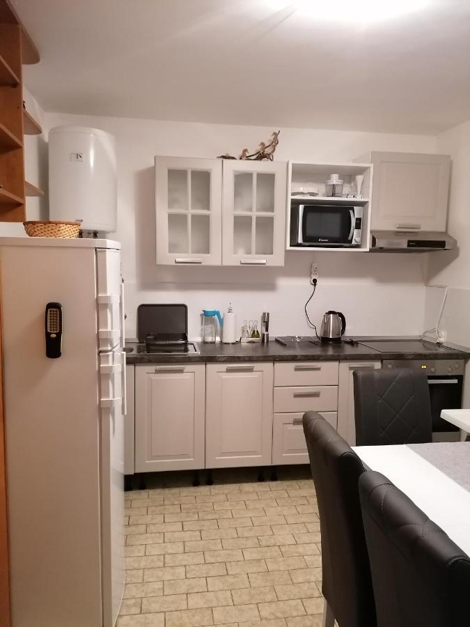 Apartman-Maja-Krk Veglia Exterior foto