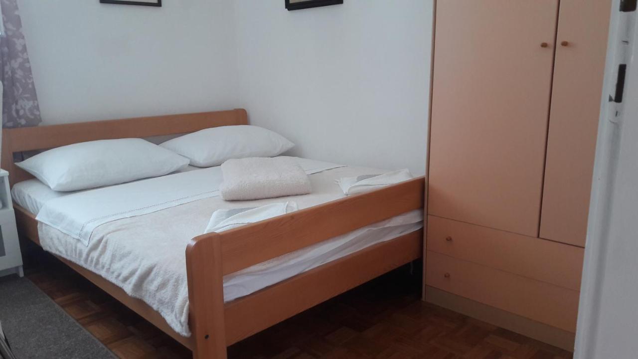 Apartman-Maja-Krk Veglia Exterior foto