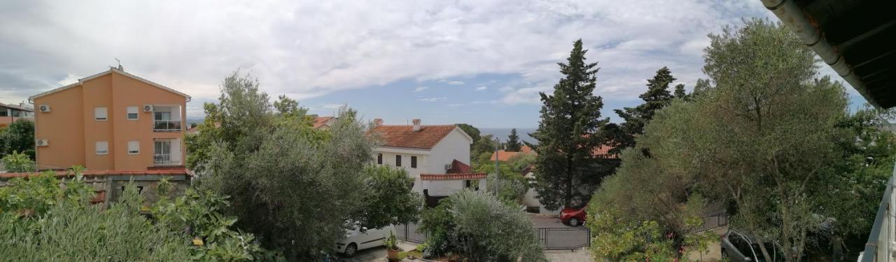 Apartman-Maja-Krk Veglia Exterior foto